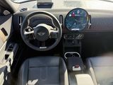 Miniature MINI COUNTRYMAN U25