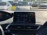 Miniature PEUGEOT 3008