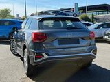 Miniature AUDI Q2