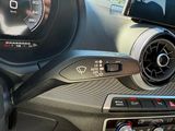 Miniature AUDI Q2