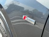 Miniature AUDI Q2