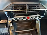 Miniature PEUGEOT 208