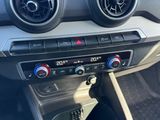 Miniature AUDI Q2