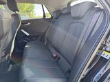Miniature AUDI Q2