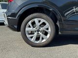 Miniature AUDI Q2