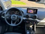 Miniature AUDI Q2