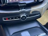 Miniature VOLVO XC60