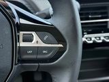 Miniature PEUGEOT 208