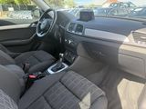 Miniature AUDI Q3