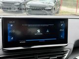 Miniature PEUGEOT 5008