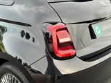 Miniature FIAT 500e BERLINE