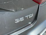 Miniature AUDI Q2