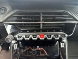 Miniature PEUGEOT 2008
