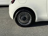 Miniature FIAT 500e BERLINE