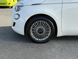 Miniature FIAT 500e BERLINE
