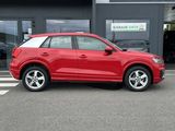 Miniature AUDI Q2