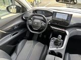 Miniature PEUGEOT 5008