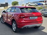 Miniature AUDI Q2