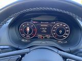 Miniature AUDI Q2