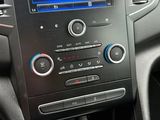 Miniature RENAULT MEGANE IV BERLINE BUSINESS
