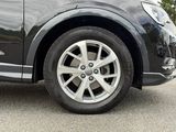 Miniature AUDI Q3