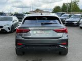 Miniature AUDI Q3