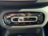 Miniature SMART FORTWO COUPE EQ