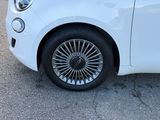 Miniature FIAT 500e BERLINE