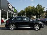 Miniature AUDI Q3