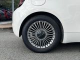 Miniature FIAT 500e BERLINE