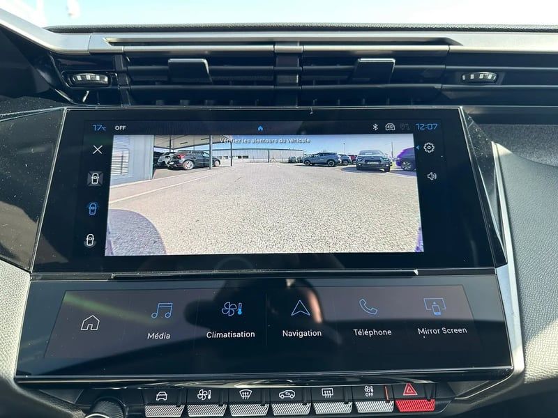 Photo de la voiture PEUGEOT 308 BlueHDi 130ch S&S EAT8 Allure