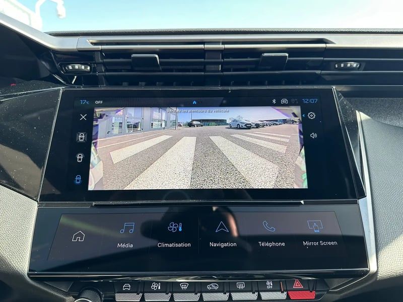 Photo de la voiture PEUGEOT 308 BlueHDi 130ch S&S EAT8 Allure