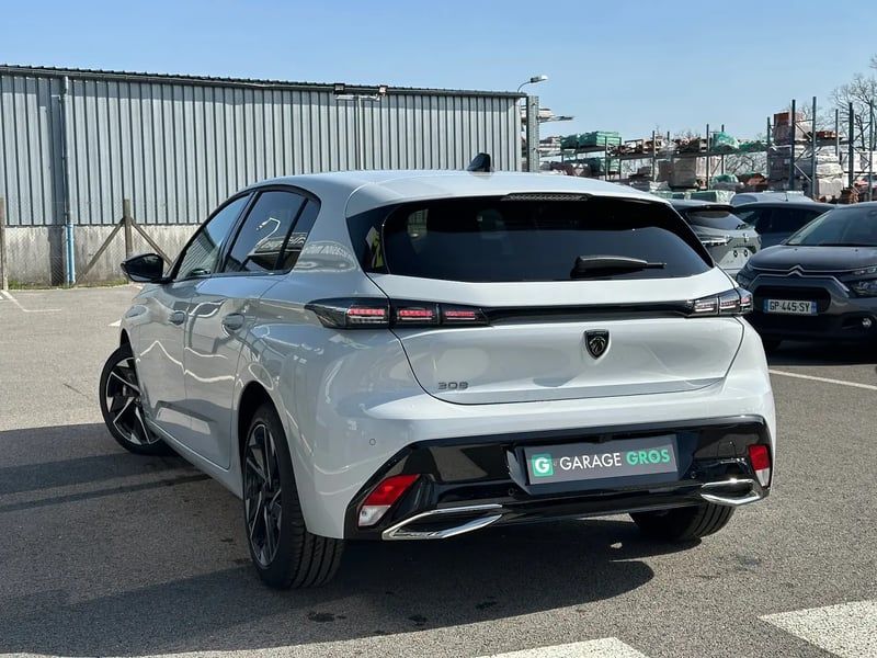 Photo de la voiture PEUGEOT 308 BlueHDi 130ch S&S EAT8 Allure