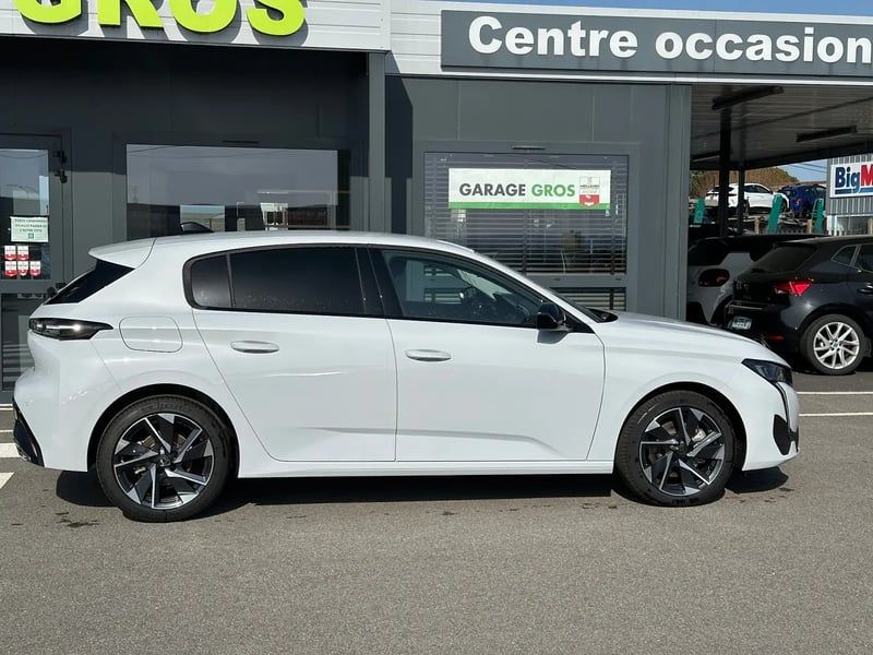 Photo de la voiture PEUGEOT 308 BlueHDi 130ch S&S EAT8 Allure