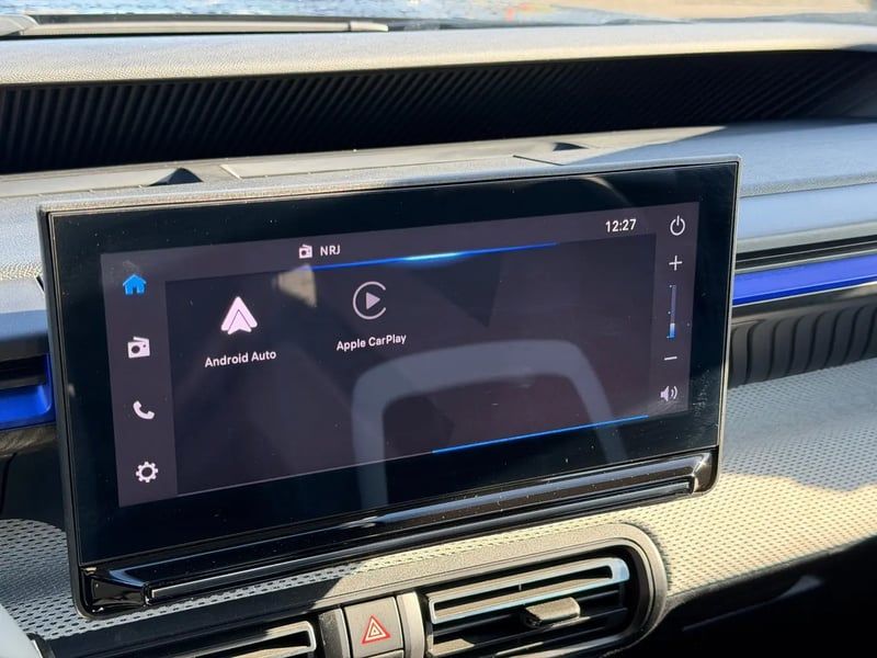 Photo de la voiture CITROEN C3 Turbo 100 ch BVM6 Plus