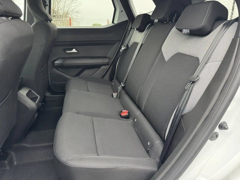 Photo de la voiture DACIA DUSTER Hybrid 155 Journey