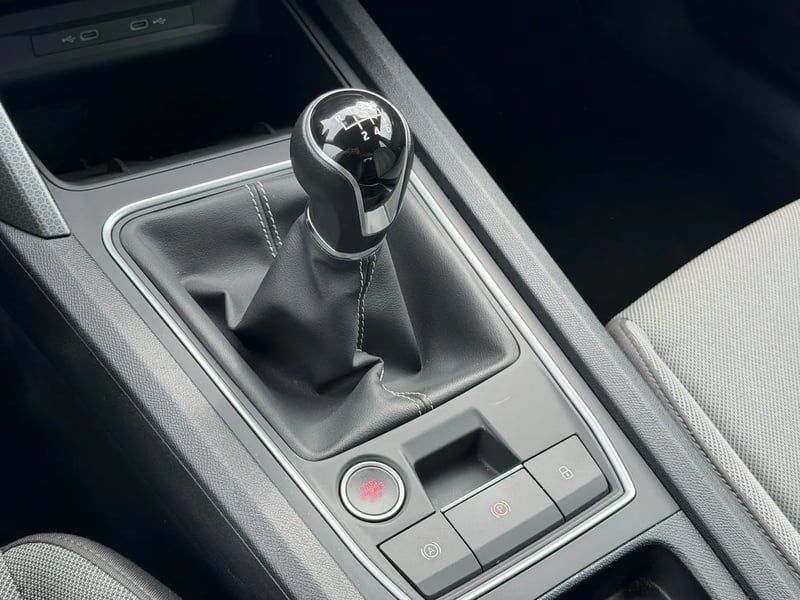 Photo de la voiture SEAT LEON 2.0 TDI 115 BVM6 Business