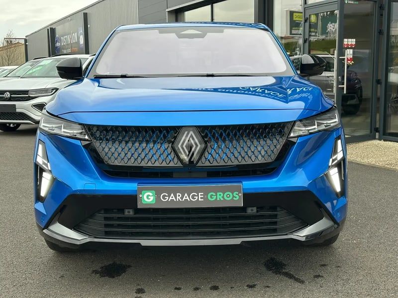 Photo de la voiture RENAULT RAFALE E-Tech 4x4 300 esprit Alpine