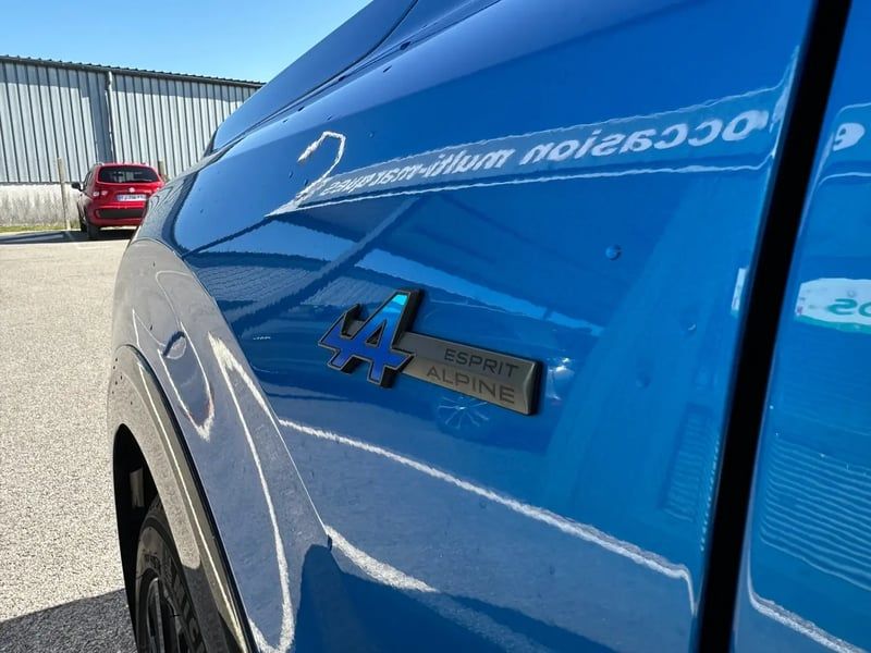 Photo de la voiture RENAULT RAFALE E-Tech 4x4 300 esprit Alpine