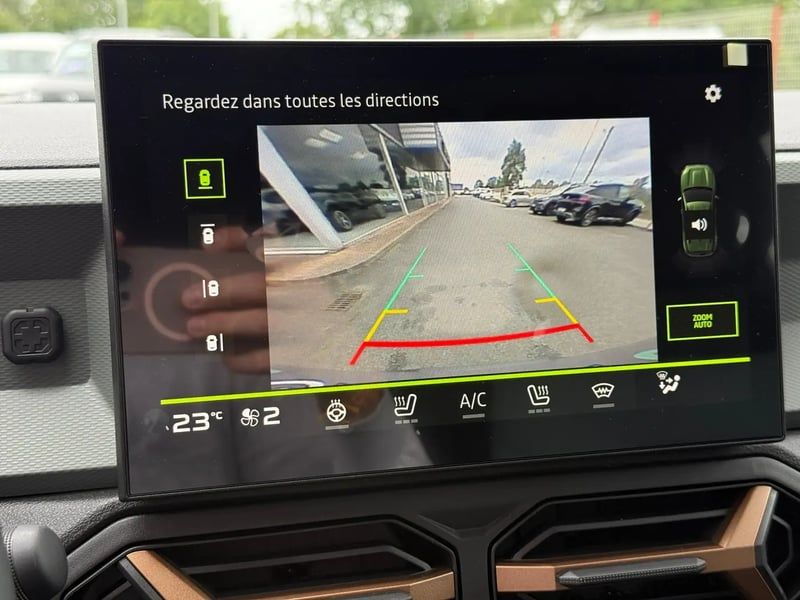 Photo de la voiture DACIA DUSTER Hybrid 155 Extreme
