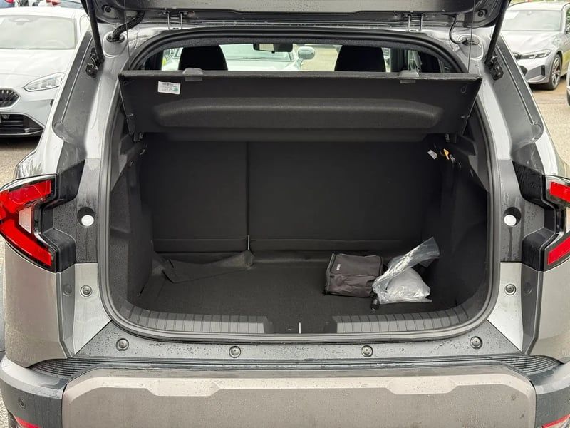 Photo de la voiture DACIA DUSTER Hybrid 155 Extreme