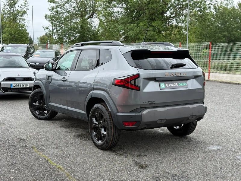Photo de la voiture DACIA DUSTER Hybrid 155 Extreme