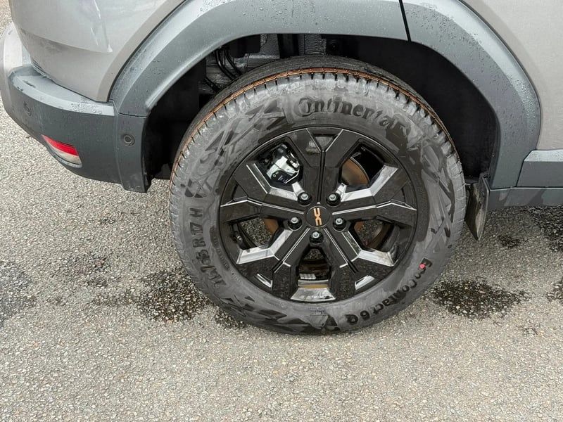 Photo de la voiture DACIA DUSTER Hybrid 155 Extreme