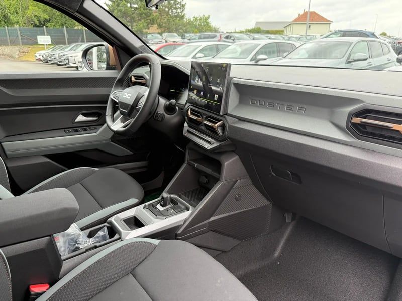 Photo de la voiture DACIA DUSTER Hybrid 155 Extreme