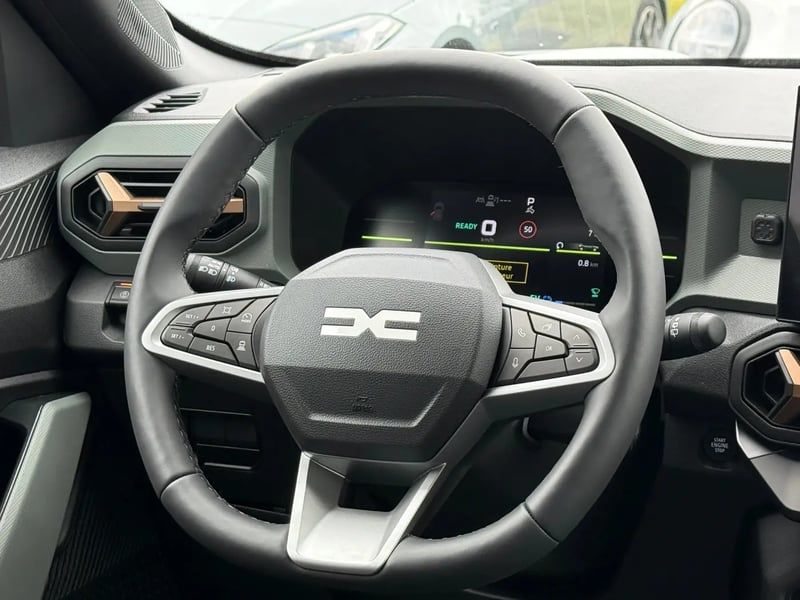 Photo de la voiture DACIA DUSTER Hybrid 155 Extreme