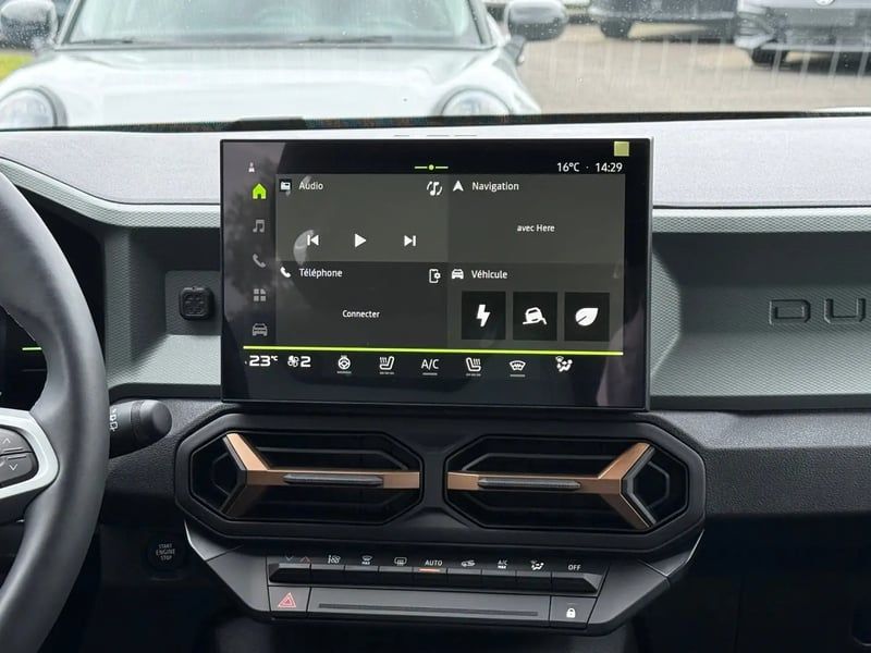 Photo de la voiture DACIA DUSTER Hybrid 155 Extreme