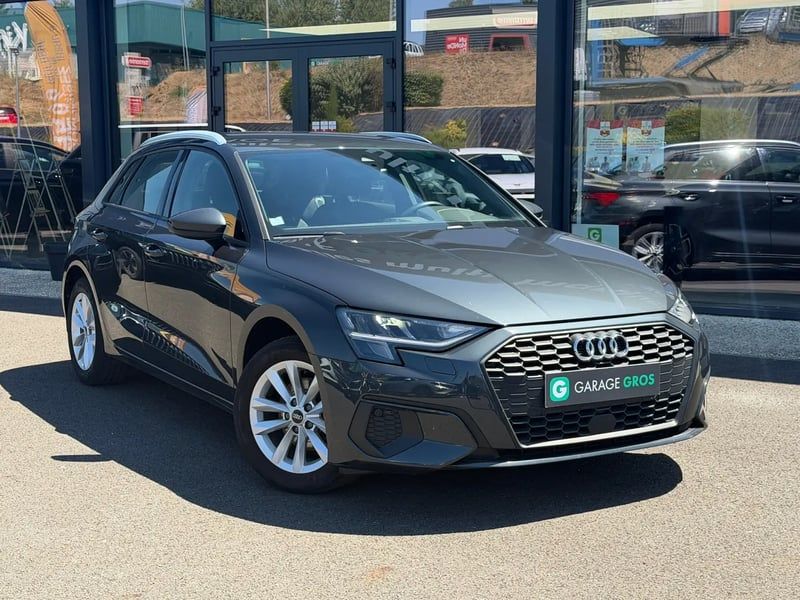 Photo de la voiture AUDI A3 SPORTBACK A3 Sportback 35 TFSI 150ch Design