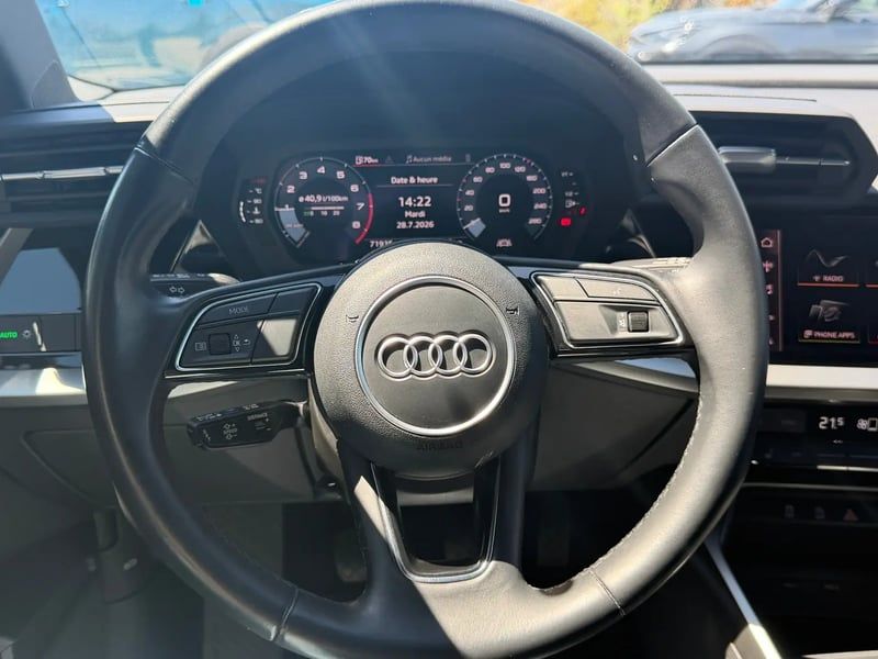 Photo de la voiture AUDI A3 SPORTBACK A3 Sportback 35 TFSI 150ch Design