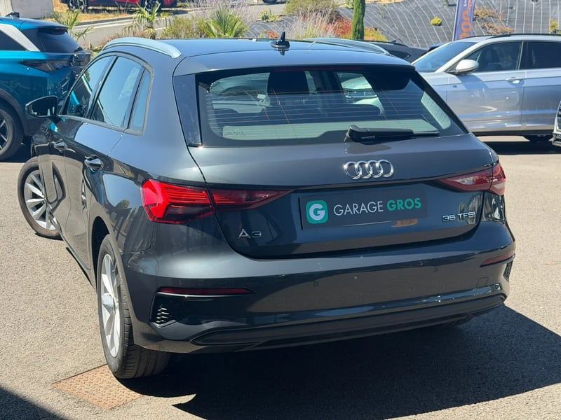 Photo de la voiture AUDI A3 SPORTBACK A3 Sportback 35 TFSI 150ch Design