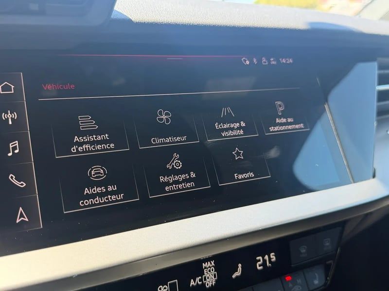Photo de la voiture AUDI A3 SPORTBACK A3 Sportback 35 TFSI 150ch Design